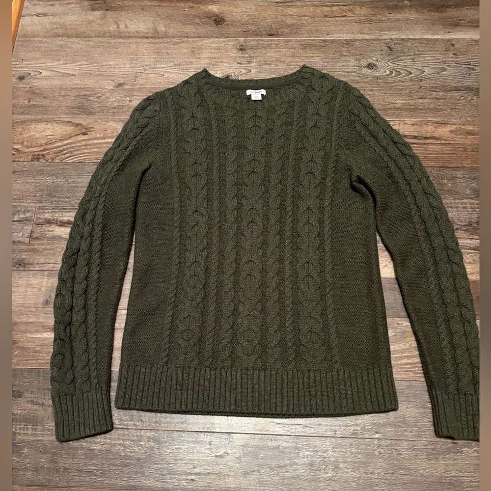 Women’s size XS LL Bean sweater